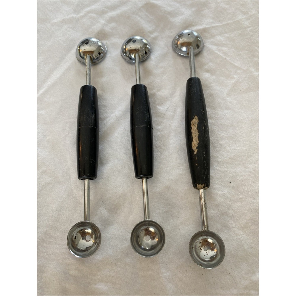 Set Of 3 Vintage EKCO Melon Ball Double Scoopers. 2 Plastic Handle 1 Wood Handle